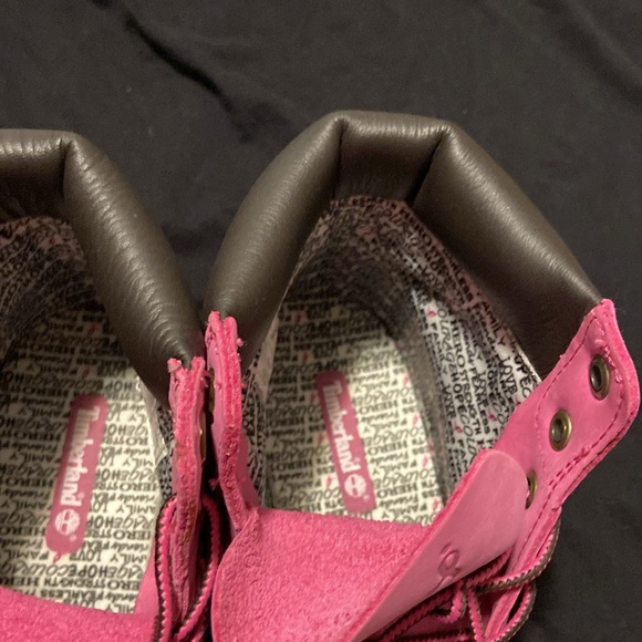Susan G. Komen - Pink Timberland Boots Boy’s Size 6. - Picture 8 of 12